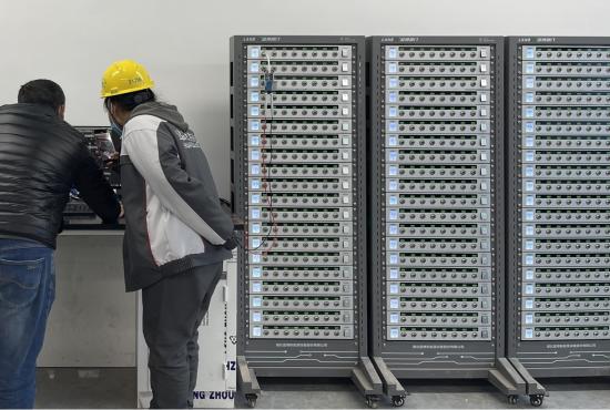 新能源電池測試.jpg 新能源電池測試.jpg